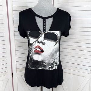 Occasion Cool Chic Rhinestone‎ Lips Cutout Tee Shirt Black Medium